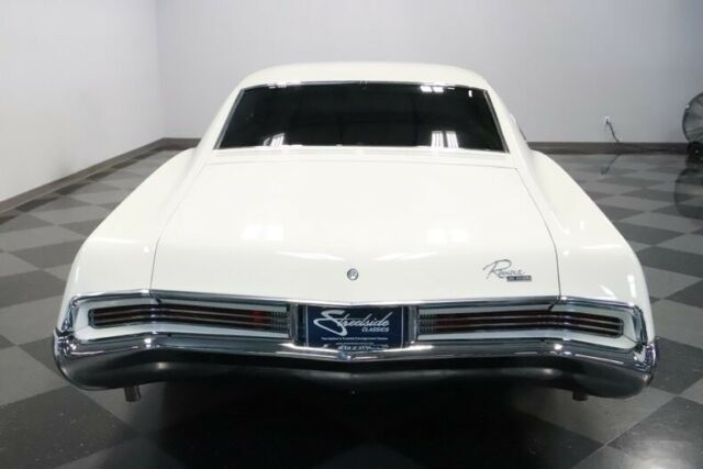 Buick Riviera 1967 image number 35