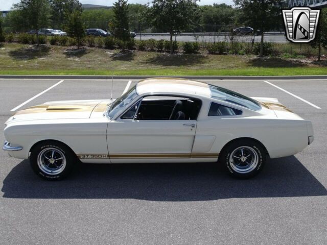 Ford Mustang 1966 image number 38