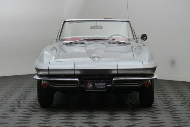 Chevrolet Corvette 1967 image number 27