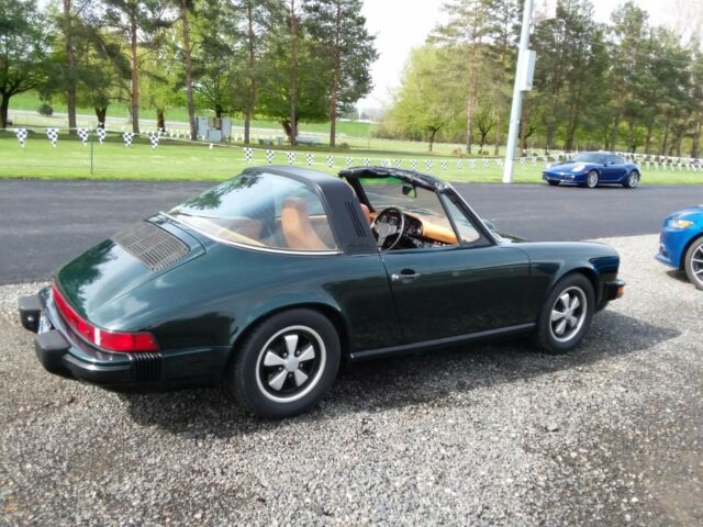 Porsche 911 1976 image number 30