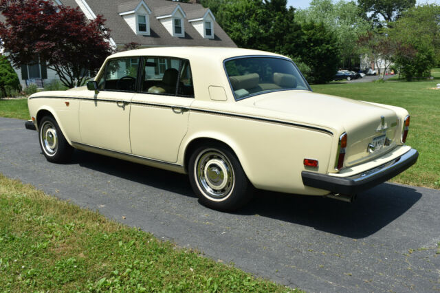 Rolls-Royce Silver Shadow 1979 image number 27