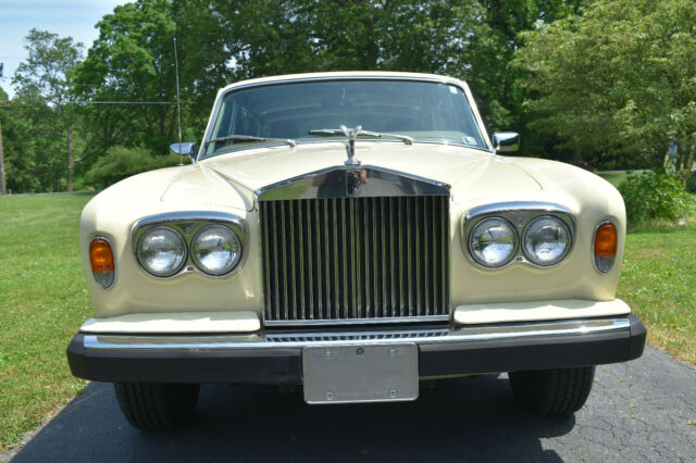 Rolls-Royce Silver Shadow 1979 image number 30