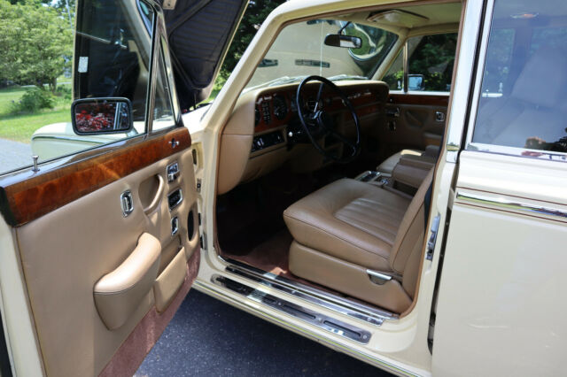 Rolls-Royce Silver Shadow 1979 image number 31