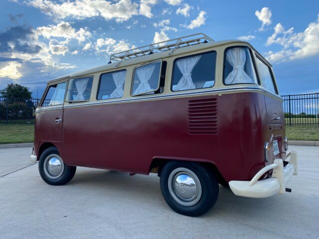 Volkswagen Bus/Vanagon 1973 image number 1