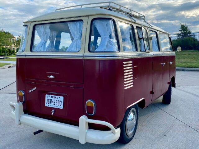 Volkswagen Bus/Vanagon 1973 image number 13