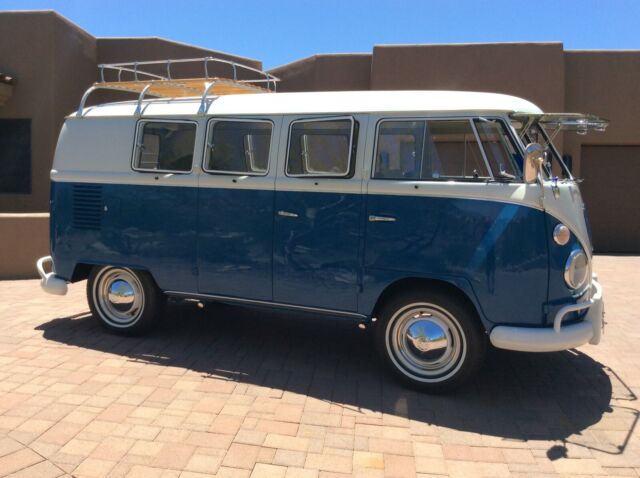 Volkswagen Bus/Vanagon 1966 image number 2