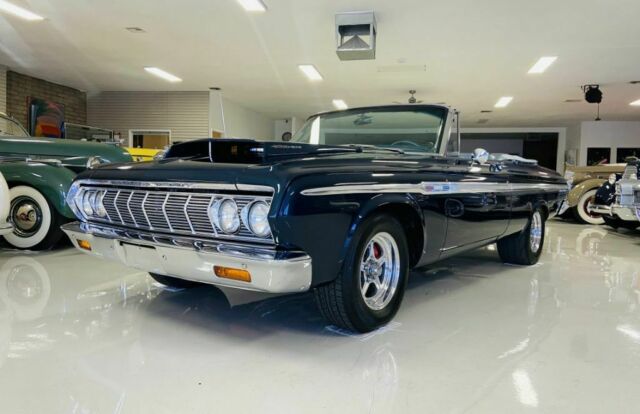 Plymouth Fury 1964 image number 2