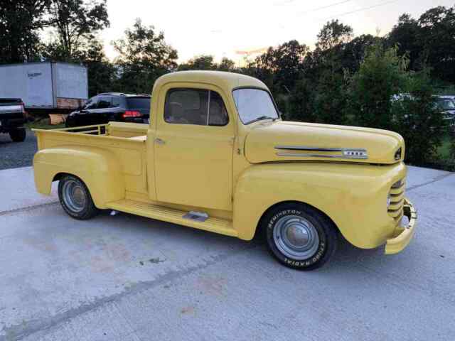 Ford F100 1948 image number 0