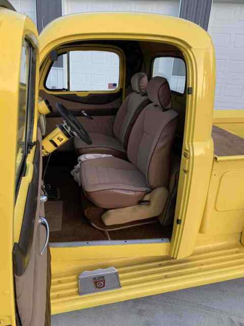 Ford F100 1948 image number 22