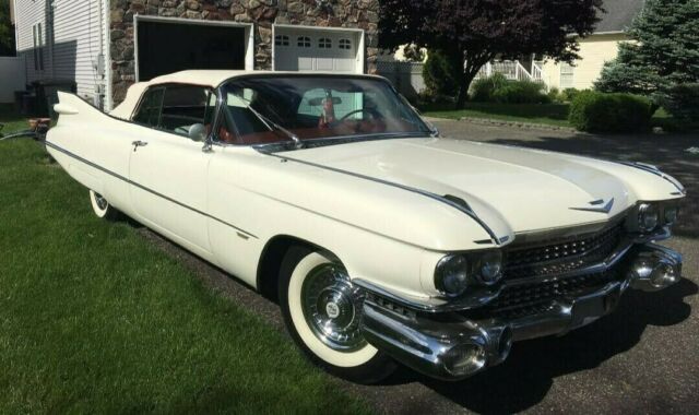 Cadillac Series 62 1959 image number 2