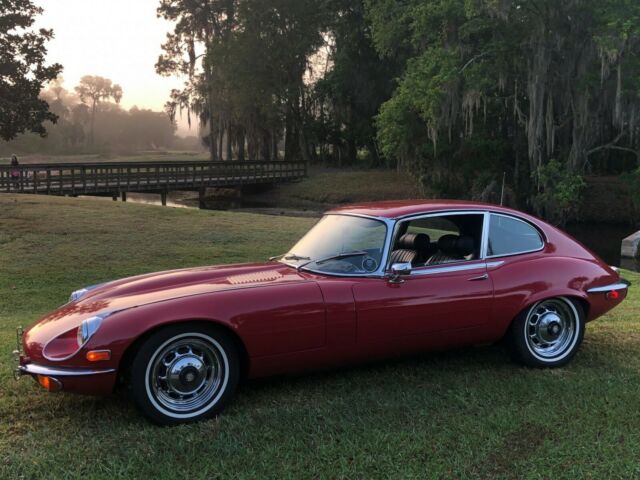 Jaguar E-Type 1973 image number 19