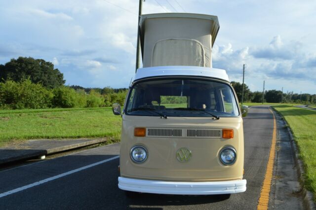 Volkswagen Bus/Vanagon 1978 image number 12