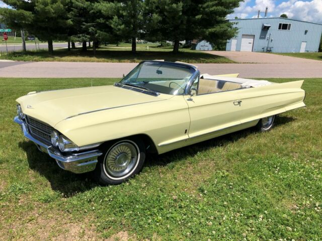 Cadillac DeVille 1962 image number 0