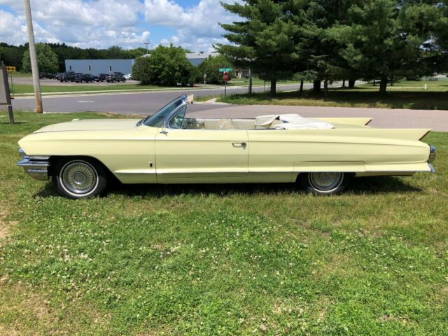 Cadillac DeVille 1962 image number 1