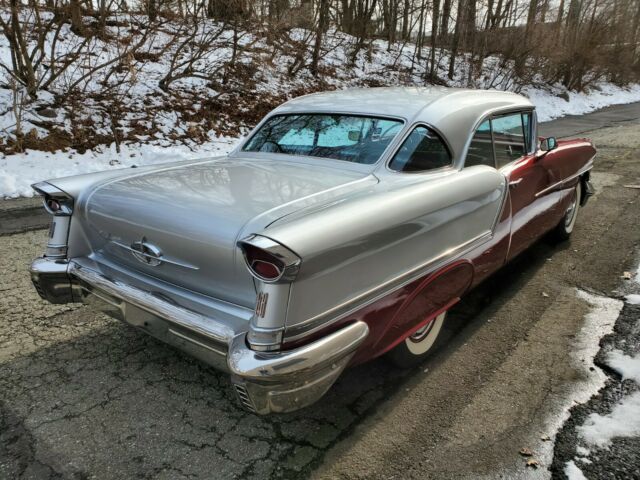 Oldsmobile Eighty-Eight 1957 image number 23