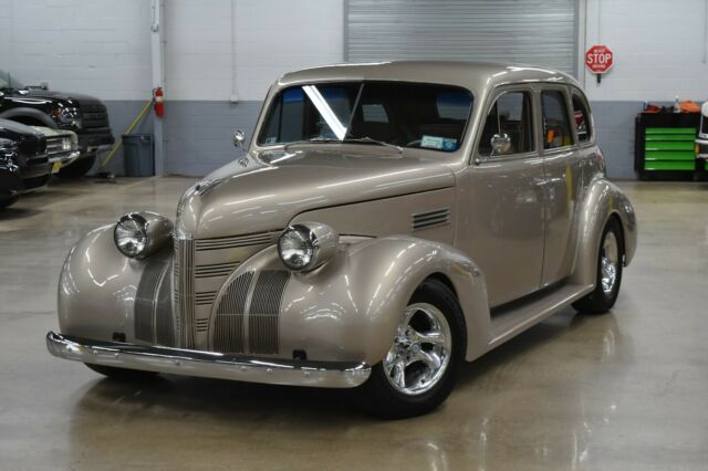 Pontiac Silver Streak 1939 image number 24