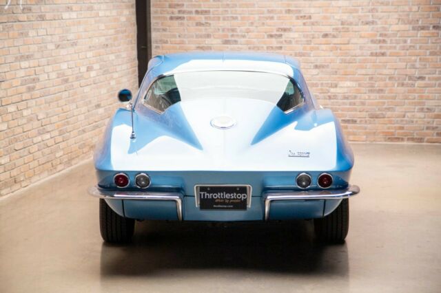 Chevrolet Corvette 1966 image number 2