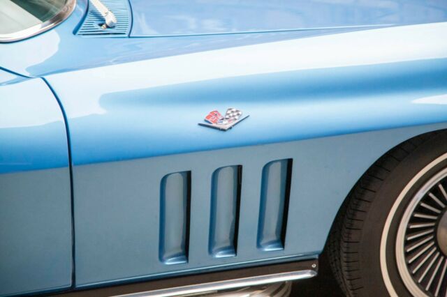 Chevrolet Corvette 1966 image number 33