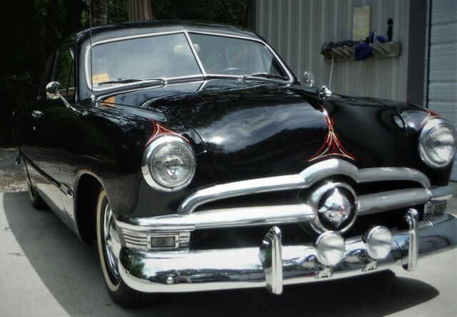 Ford Custom 1950 image number 2