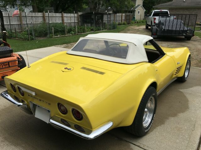 Chevrolet Corvette 1972 image number 4