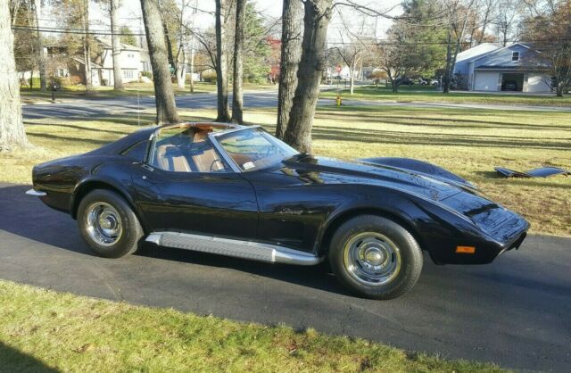 Chevrolet Corvette 1973 image number 0