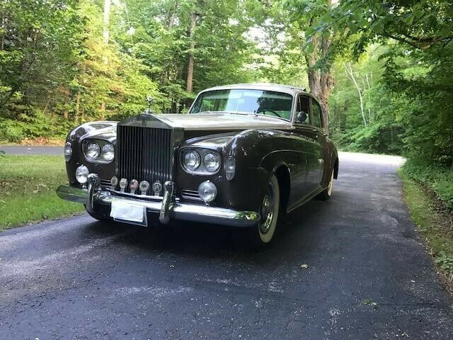 Rolls-Royce Silver Cloud 1965 image number 25