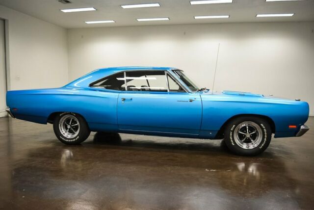 Plymouth Road Runner 1969 image number 31