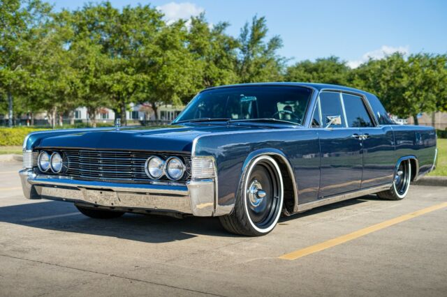 Lincoln Continental 1965 image number 0