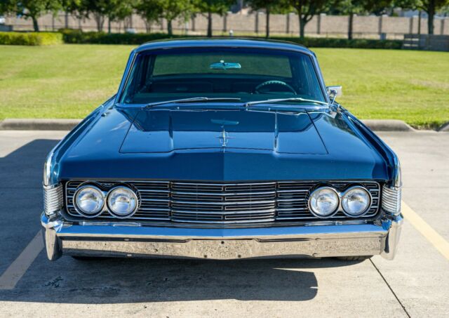 Lincoln Continental 1965 image number 30