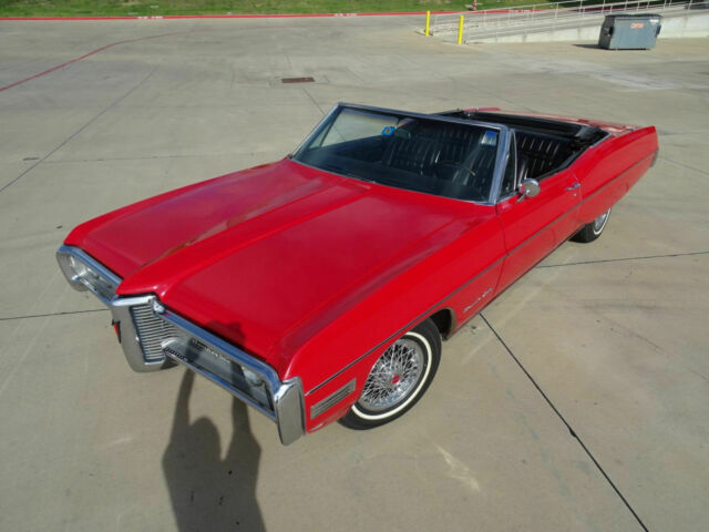 Pontiac Bonneville 1968 image number 23