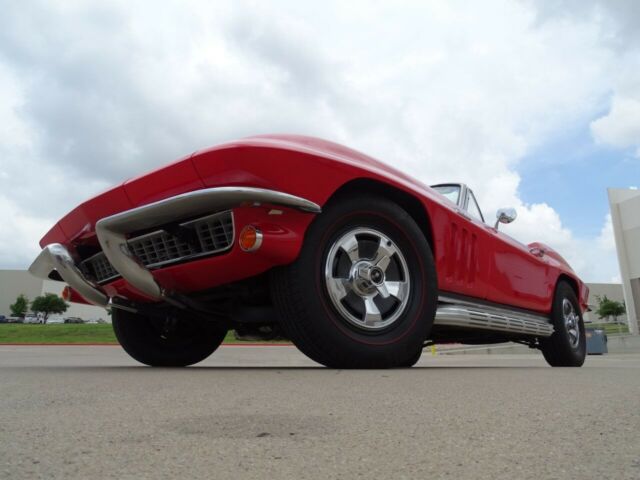 Chevrolet Corvette 1966 image number 15