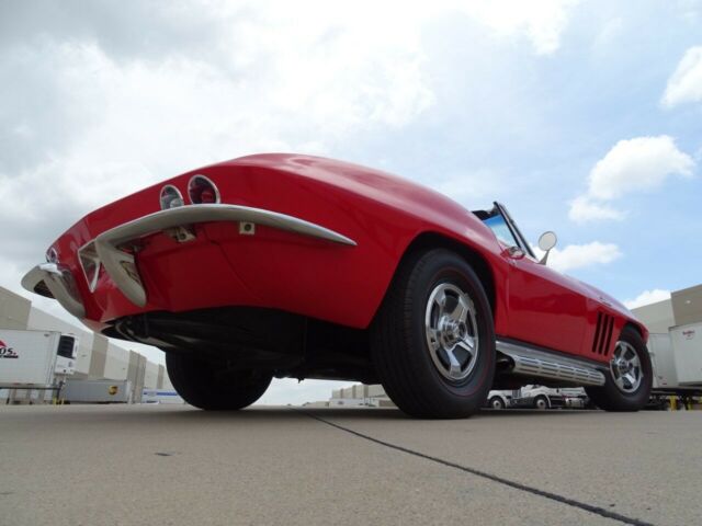 Chevrolet Corvette 1966 image number 23