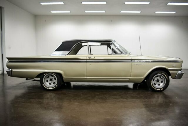 Ford Fairlane 1963 image number 6