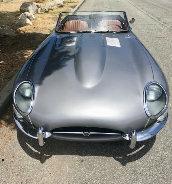 Jaguar E-Type 1963 image number 1