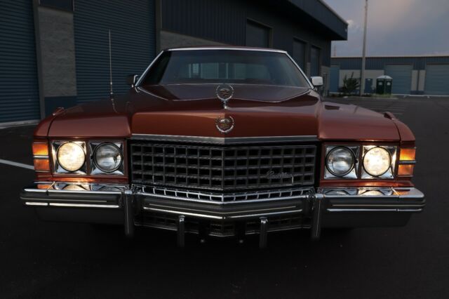 Cadillac DeVille 1974 image number 22