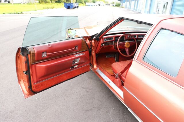 Cadillac DeVille 1974 image number 9