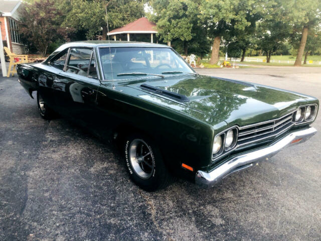 Plymouth Road Runner 1969 image number 1