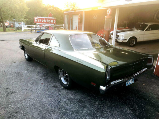 Plymouth Road Runner 1969 image number 2