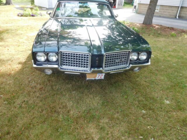 Oldsmobile Cutlass 1972 image number 2