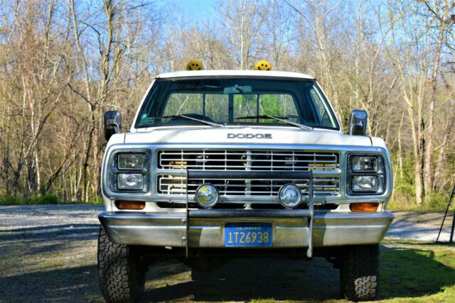 Dodge Power Wagon 1979 image number 28