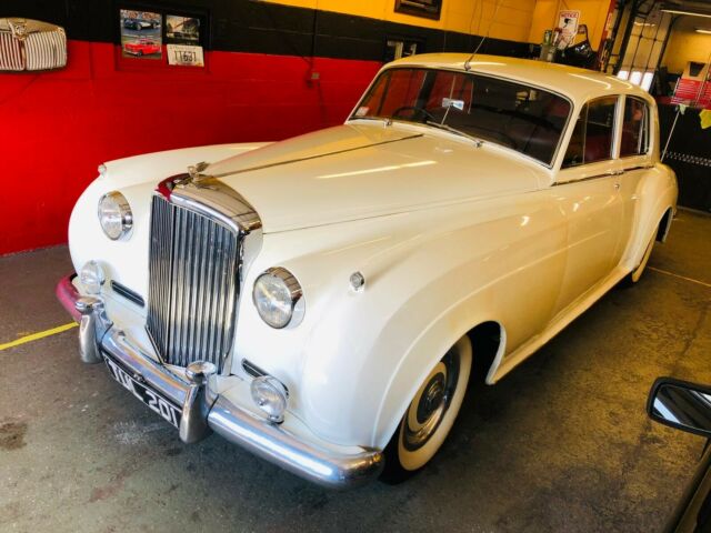 Bentley S1 Series 1957 image number 1