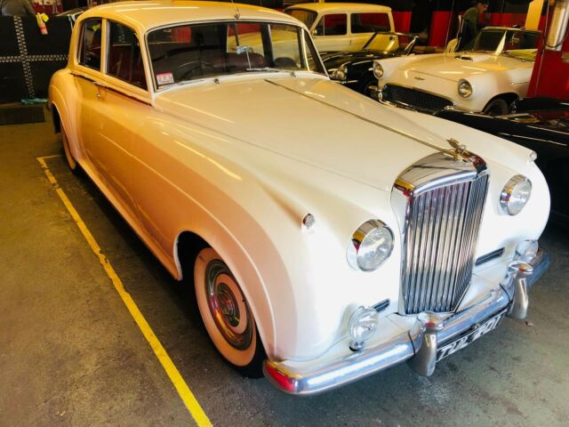 Bentley S1 Series 1957 image number 2