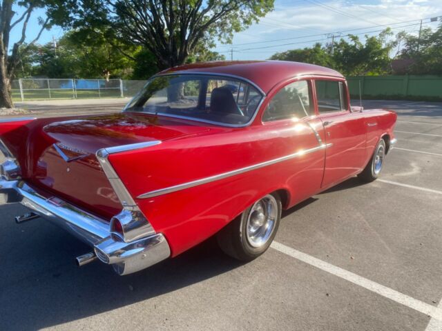 Chevrolet Bel Air/150/210 1957 image number 12