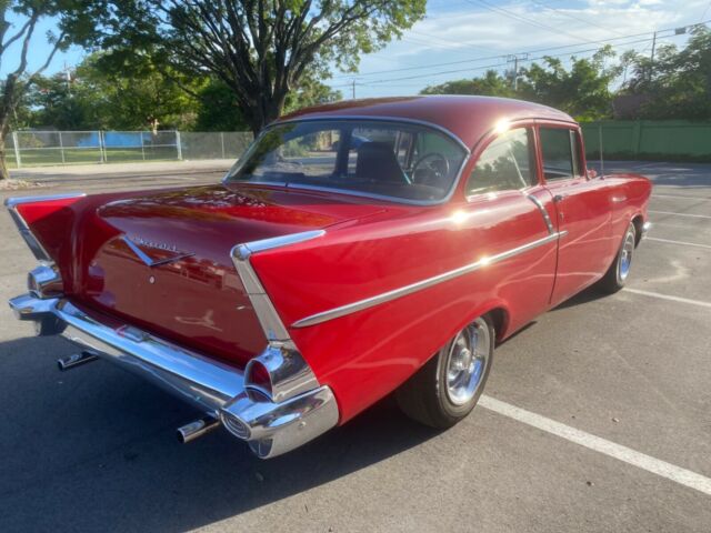 Chevrolet Bel Air/150/210 1957 image number 14