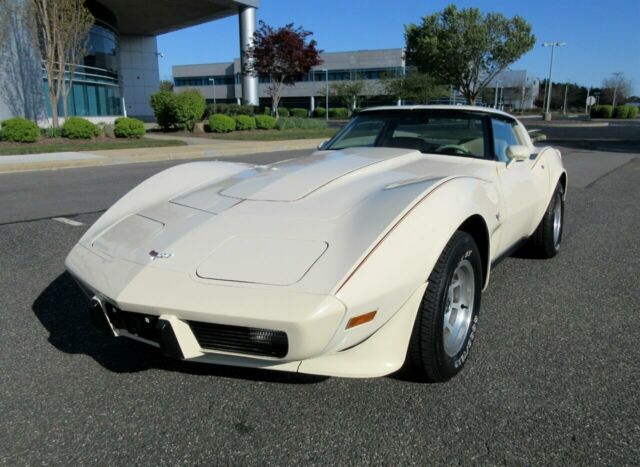 Chevrolet Corvette 1979 image number 0