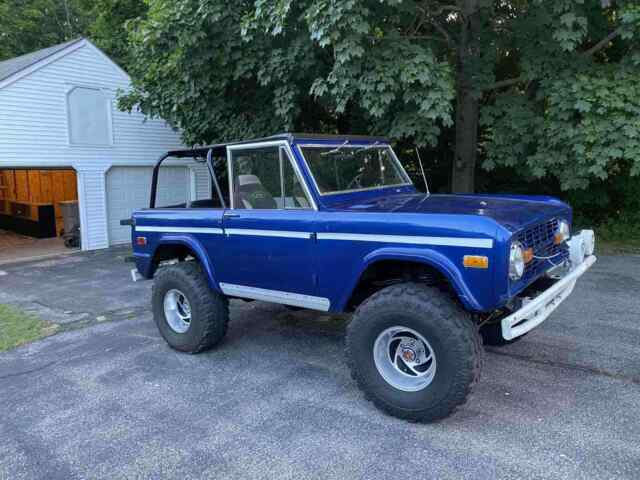 Ford Bronco 1976 image number 0