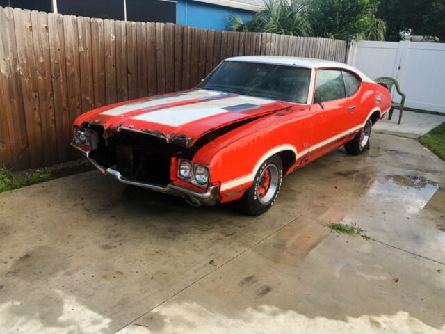 Oldsmobile Cutlass 1971 image number 1