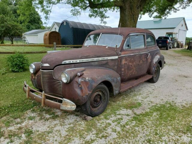 Chevrolet Special Deluxe 1940 image number 1