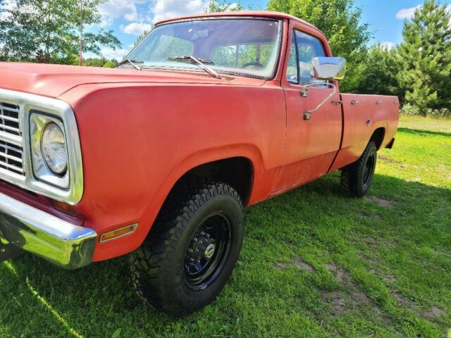 Dodge Power Wagon 1979 image number 2