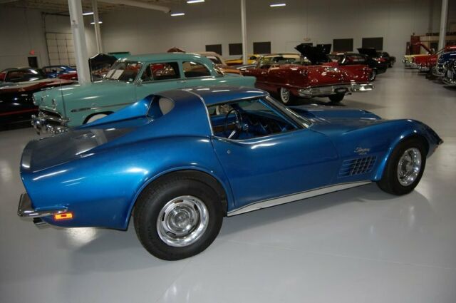 Chevrolet Corvette 1970 image number 10